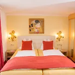 Berger's Hotell 4*