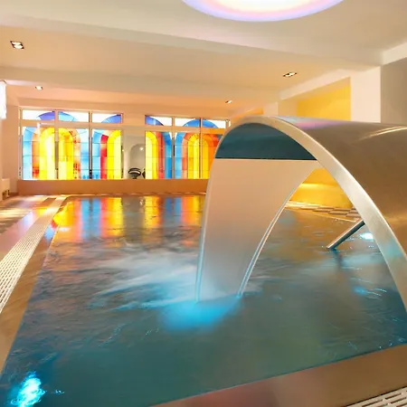 بيرغرز سبورتهوتيل 4*