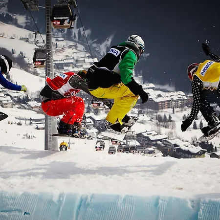 بيرغرز سبورتهوتيل 4*