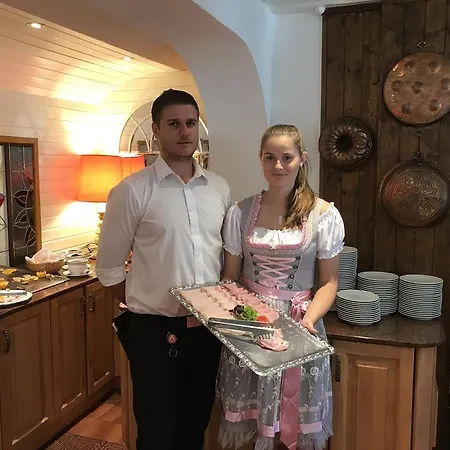 فندق بيرغرز سبورتهوتيل سالباخ هينترغليم